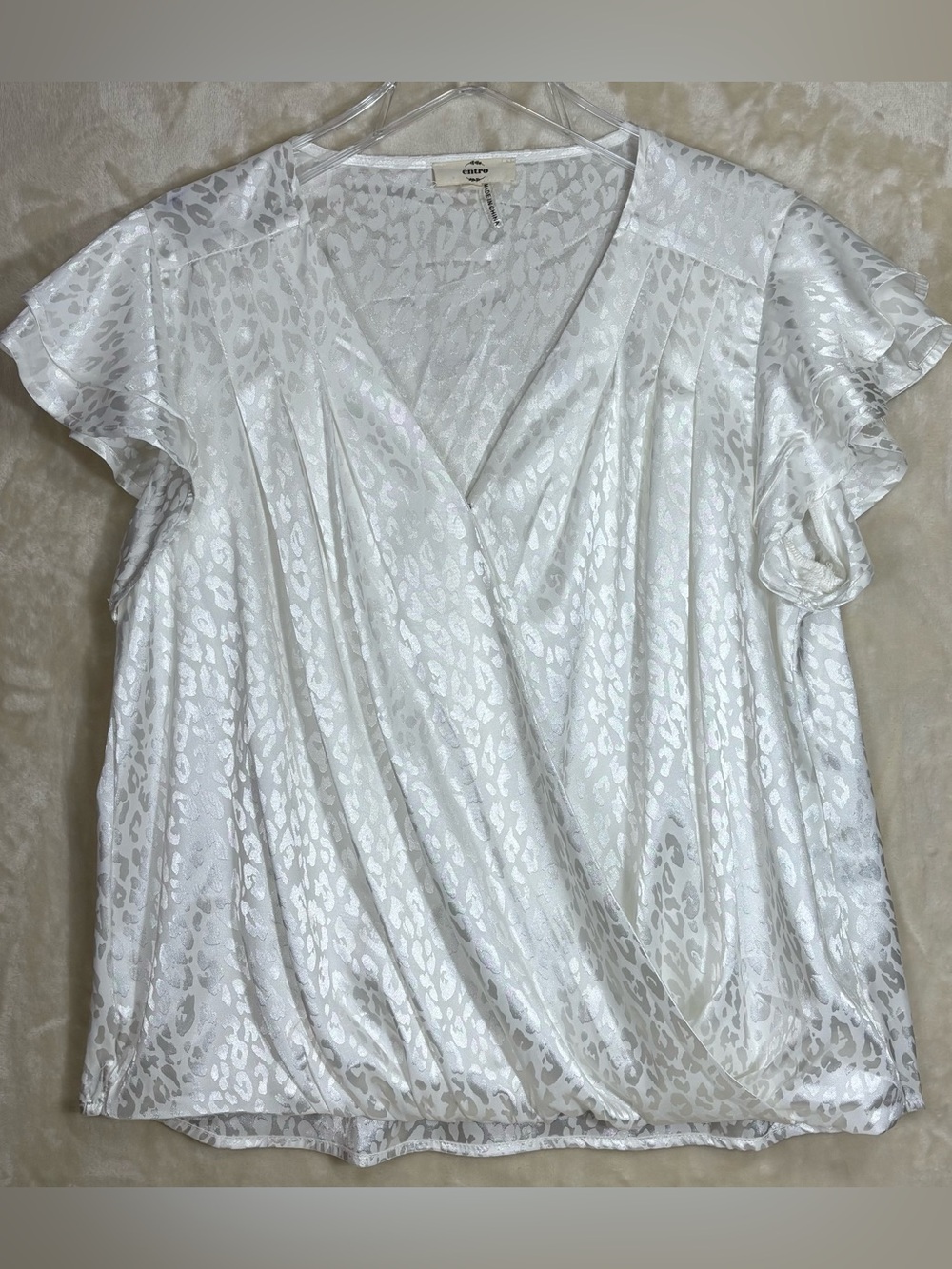White Entro Women’s Short-sleeve Wrap Blouse Leopard Print Flutter Sleeves SZ-M